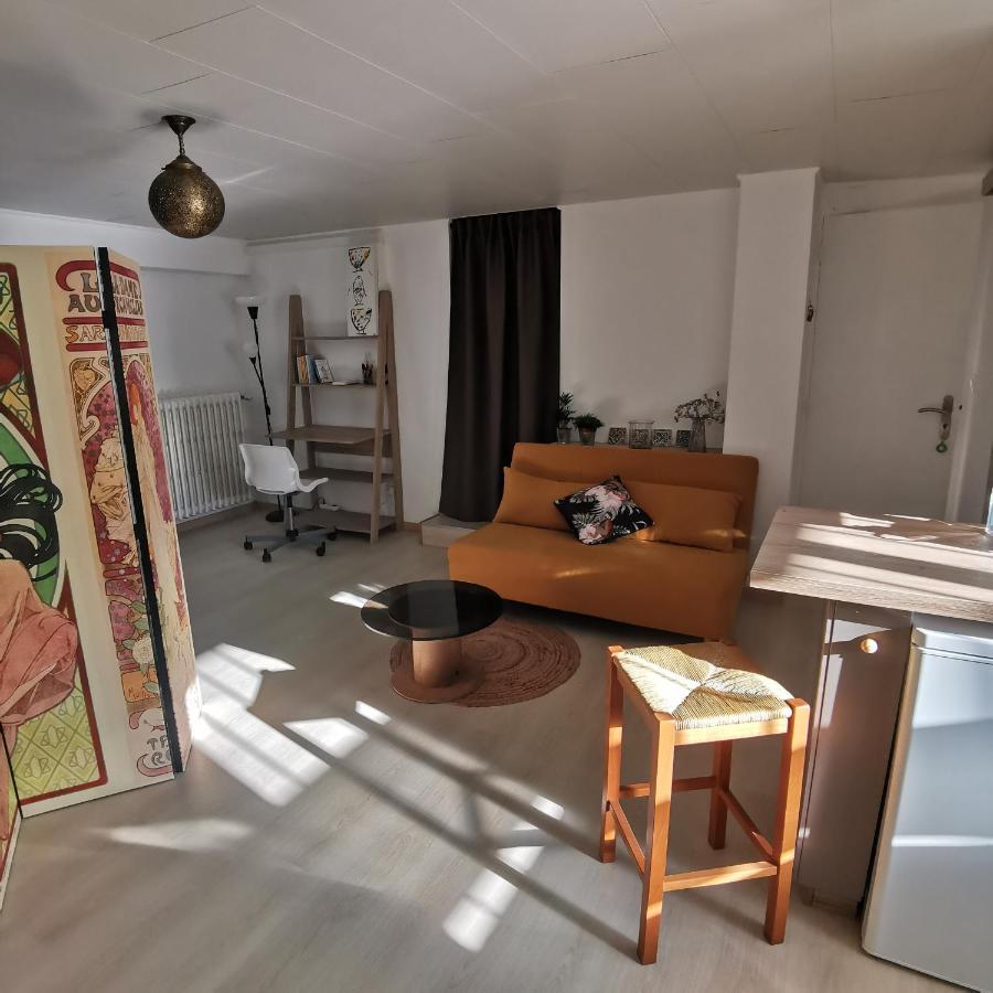 Les Ecureuils Apartment Pasly ภายนอก รูปภาพ