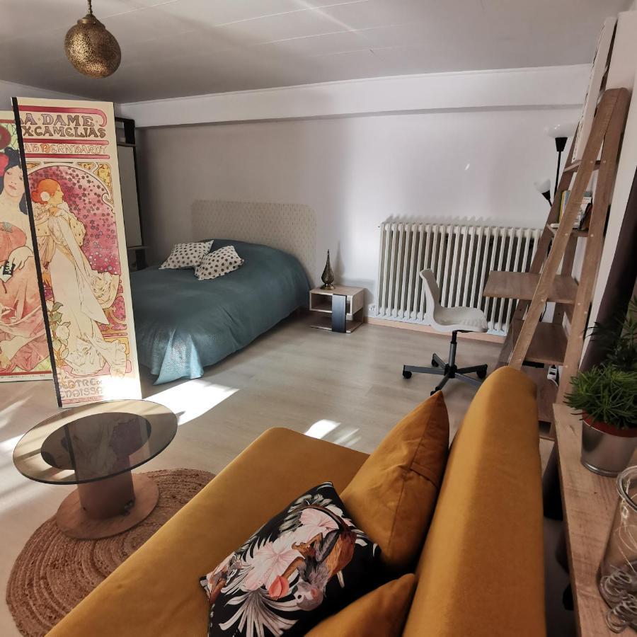 Les Ecureuils Apartment Pasly ภายนอก รูปภาพ