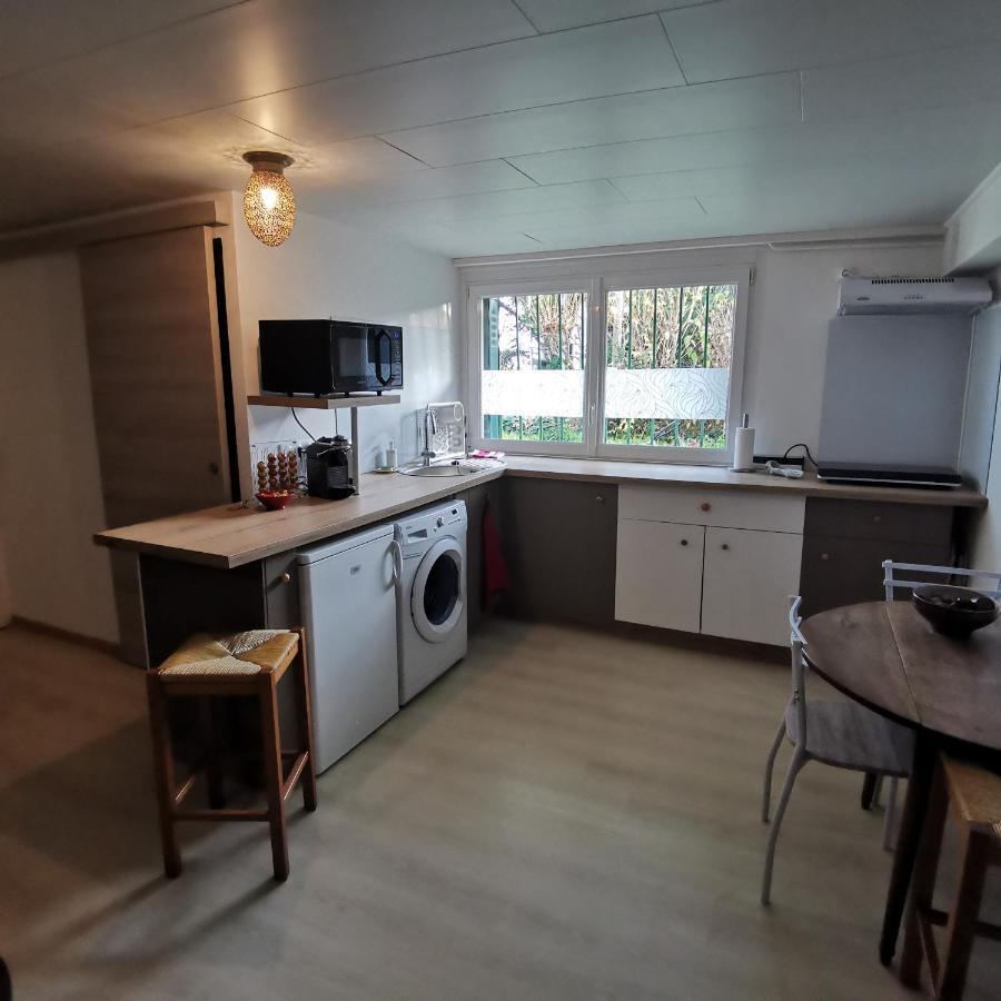 Les Ecureuils Apartment Pasly ภายนอก รูปภาพ